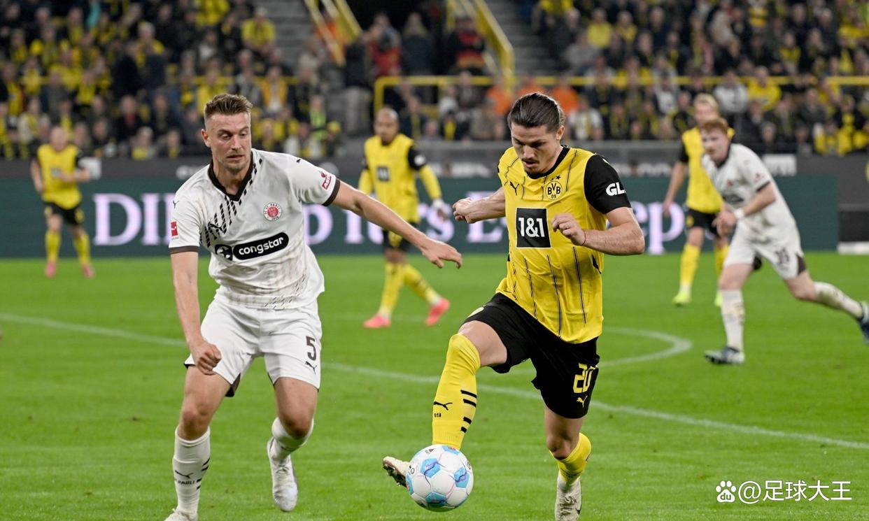 国际比赛日体能课后，多特蒙德主帅复盘备战法甲，气氛紧张，赛程密集仍需轮换的简单介绍