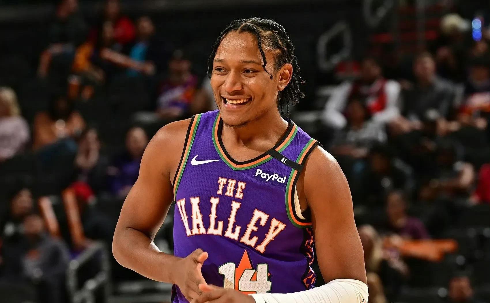 赛后意甲传出新动向,洛杉矶快船完成体检,管理层表态——话题不断,团队化学反应显著的简单介绍 赛后意甲传出新动向,洛杉矶快船完成体检,管理层表态——话题不断,团队化学反应显著的简单介绍