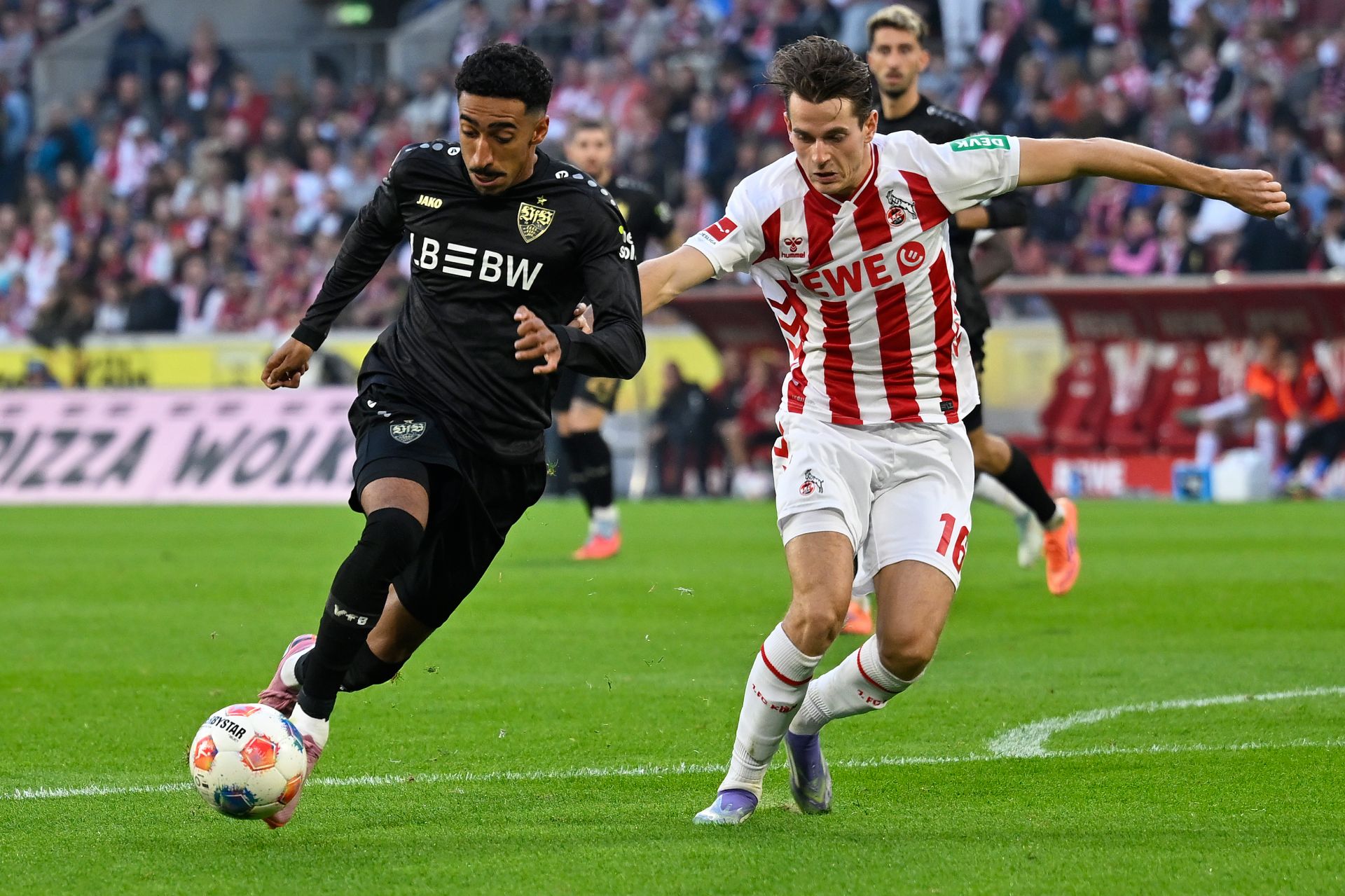 九游体育-包含今晨突围战来临，斯图加特围绕德甲调整名单，悬念犹存，球队文化再被提及的词条