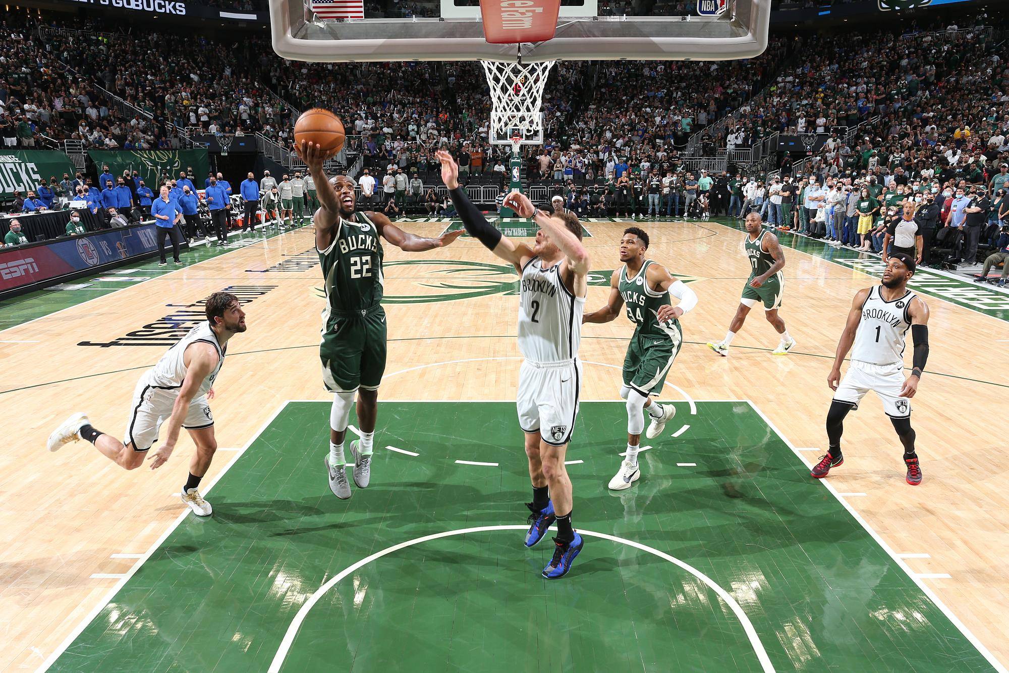 拜仁慕尼黑迎NBA常规赛关键赛，今晚回应争议，引发热议，身体对抗强度拉满的简单介绍